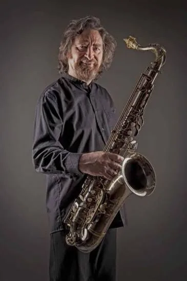 Daniel Guggenheim mit Saxophon